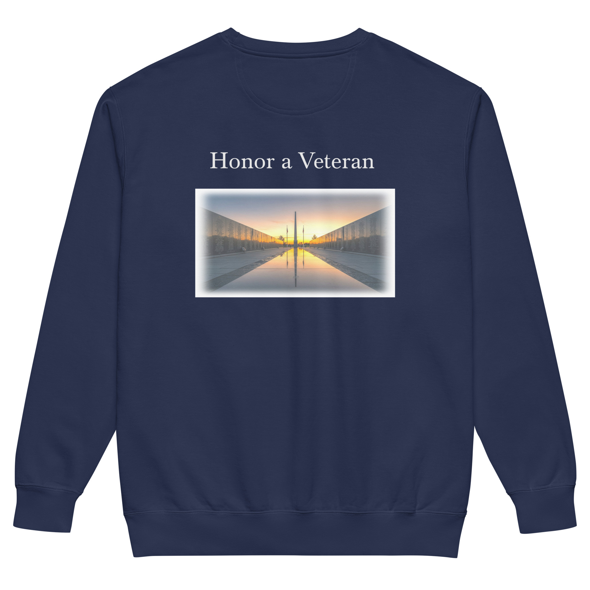 Unisex garment-dyed sweatshirt - Image 2